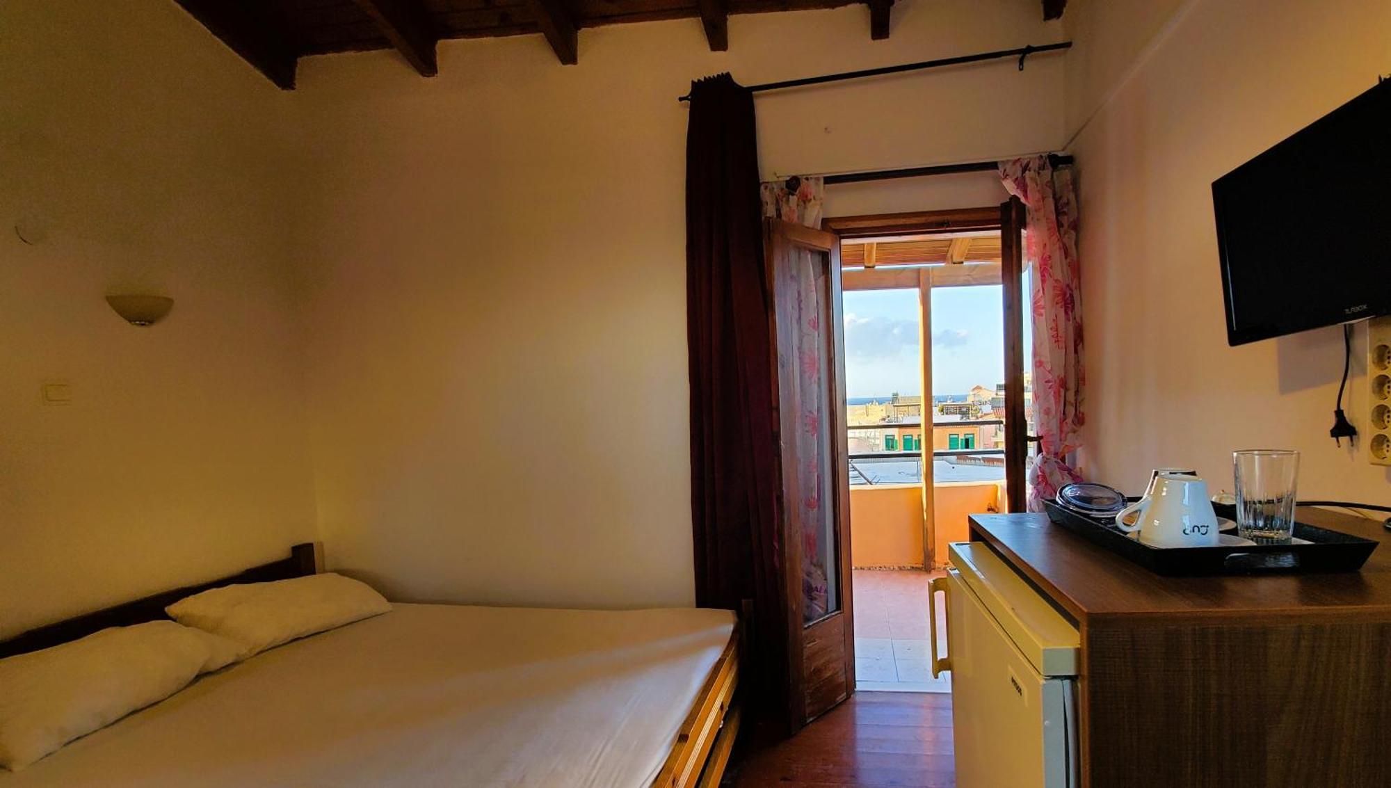 Diporto Hotel Chania  Room photo